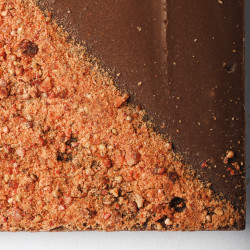 Chocolate 50% com Pistácio & Morango 1